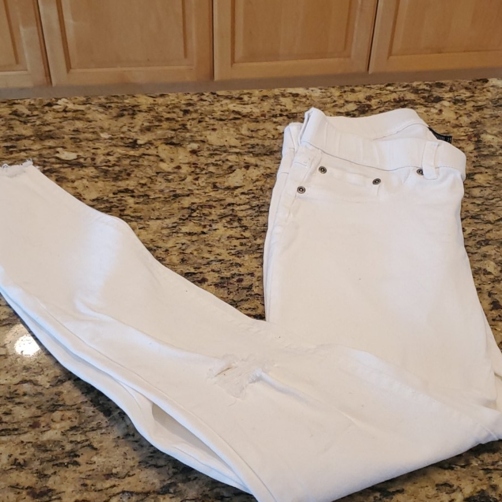 Hue white skinny jeggings.